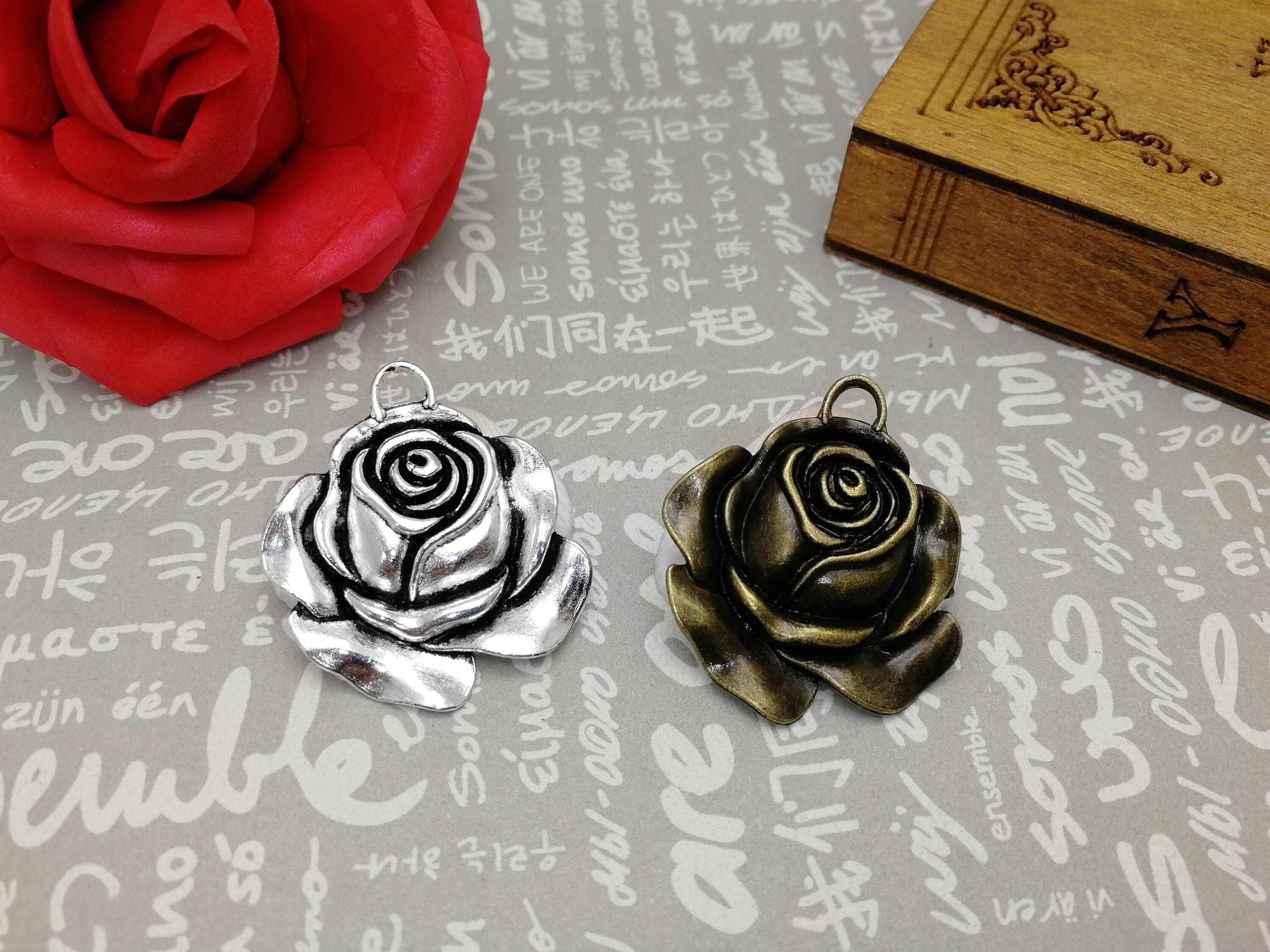 6/20 Pieces Metal Flower Floral Blossom Pendant Necklace