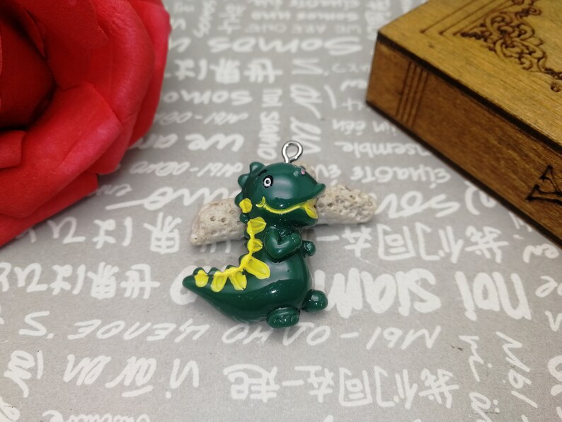 AP376 resin acrylic handmade jewelry making DIY finding necklace earring decoration 15pcs plastic dinosaur brachiosaurus pendant charm