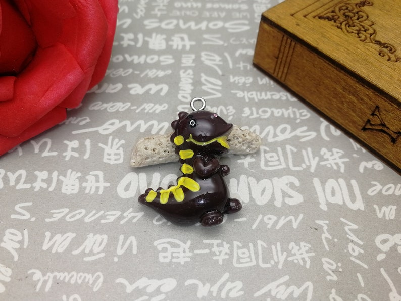 AP376 resin acrylic handmade jewelry making DIY finding necklace earring decoration 15pcs plastic dinosaur brachiosaurus pendant charm