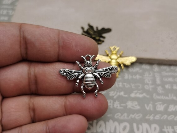 6/20 Pieces Metal Honeybee Honey Bee Hornet Insect Pendant