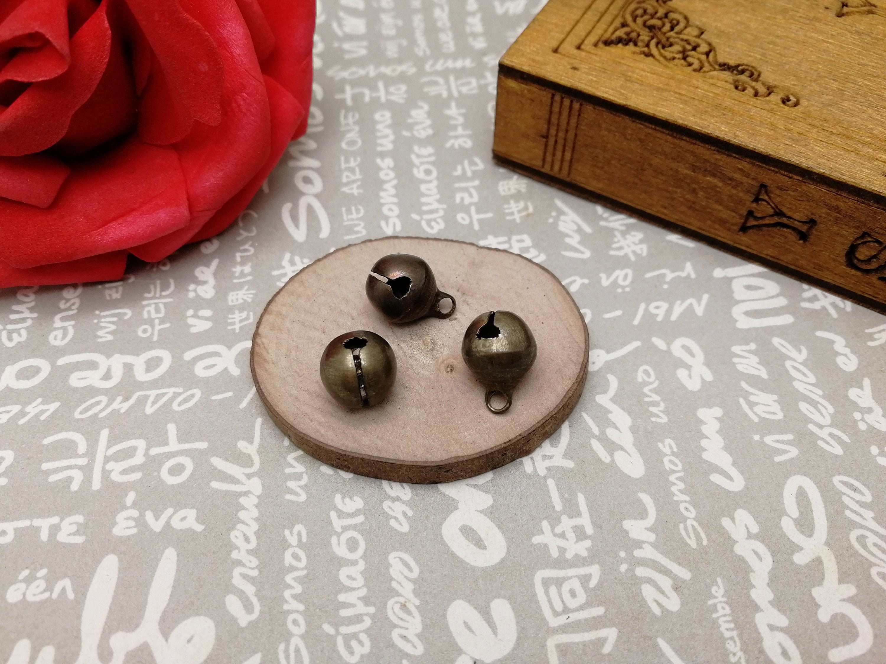 30/100 Pieces Metal Real Jingle Bell Pendant Necklace