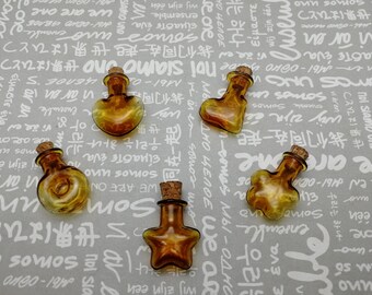 2/10 pieces brown color small mini glass bottle with cork , glass jar vial wedding party wish bottle pendant charm , 5 shapes option AB0019