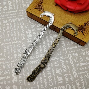 2/10 Pezzi Metallo Delfino Capelli Forchetta Spilla Stick Pick Fascia Forcina Accessorio Fascia Bronzo Antico Colore Argento Segnalibro Trovare Fascino AM0612