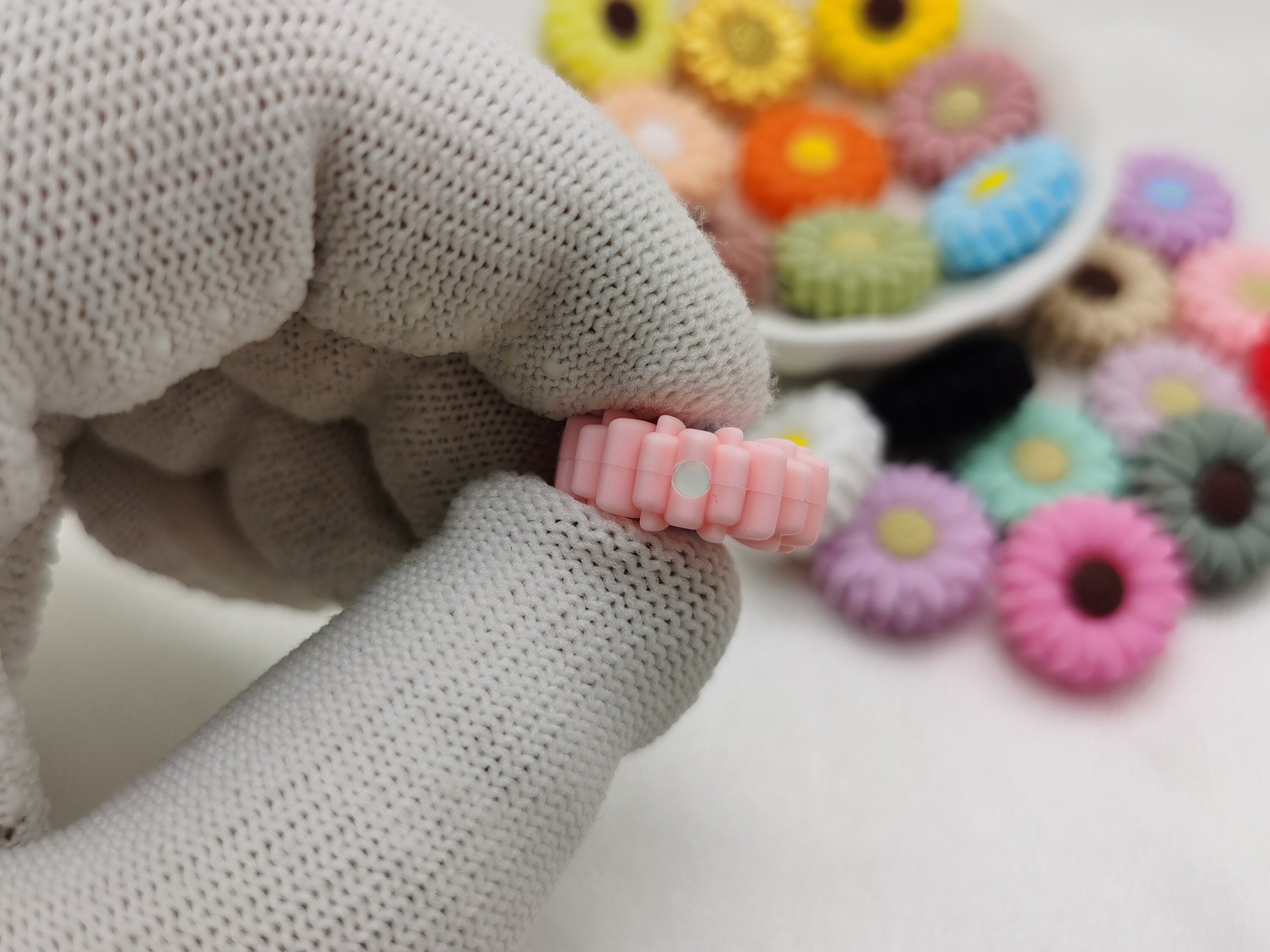 60 Perline In Silicone A Forma Di Fiori E Acriliche Rotonde Per Fai Da Te - Foro 2-2.8 Mm, Colori Primaverili