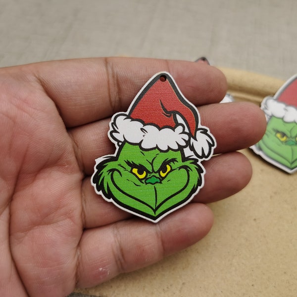 6/20/100 pcs Winter Christmas Grinch Wooden Pendant , Printed Painted Wood Craft , Natural Wood Cutout Earring Dangle Drop DIY Charm AW0177