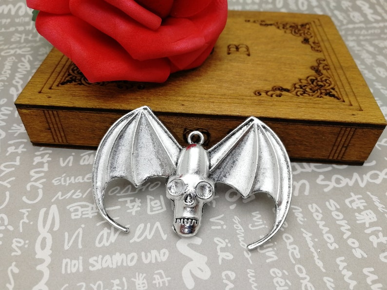 Jewelry Diy Finding Earring Necklace Drop Am125 10pcs Antique Silver Color 60x40mm Metal Bat Skull Head Pirate Skeleton Wing Pendant Charm Charms Craft Supplies Tools Leadcampus Org