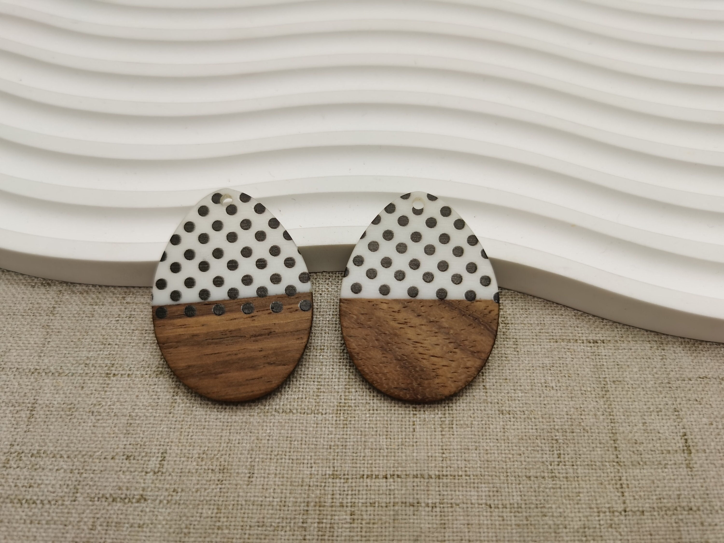 Airssory, 50 ciondoli in legno a forma di goccia in resina e legno, decorazioni da appendere, per gioielli fai da te, collane, orecchini, decorazioni per la casa, 28 x 18 x 3