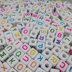 100 pieces 10 mm plastic white color square cube bead alphabet letter bead , resin handmade craft jewelry DIY finding accessory charm AP0109