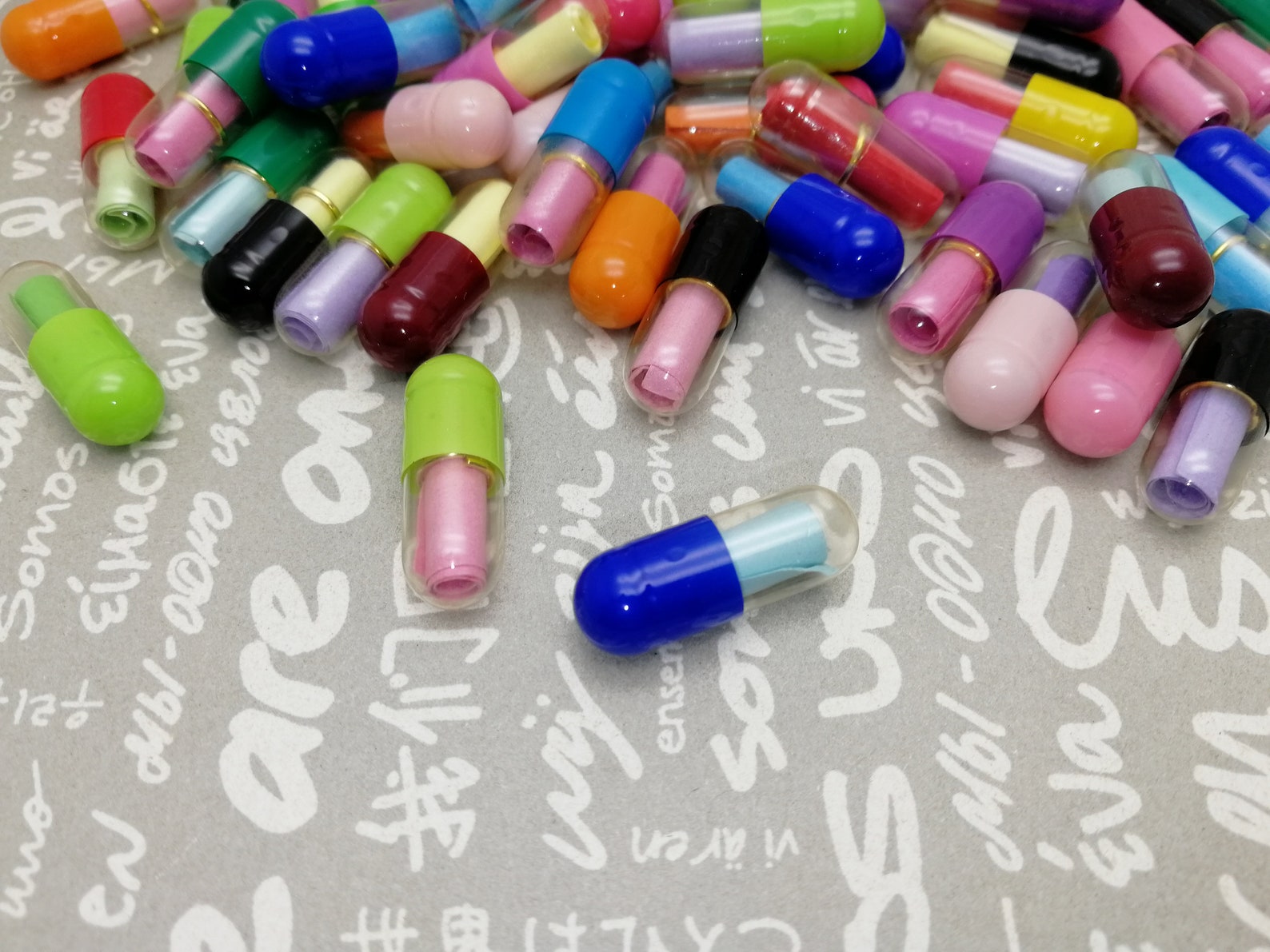18 Colors Choice 300pcs 20x6mm Wish Message Pill Capsule Etsy