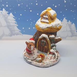 Mouse figurine Christmas scene &quot;Little Mousekin&quot; and woodland tree house in the Snow.