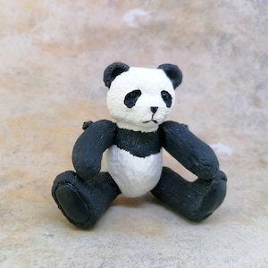 LC - Panda Petit Beau Bear - Collectable - Movable arms and legs