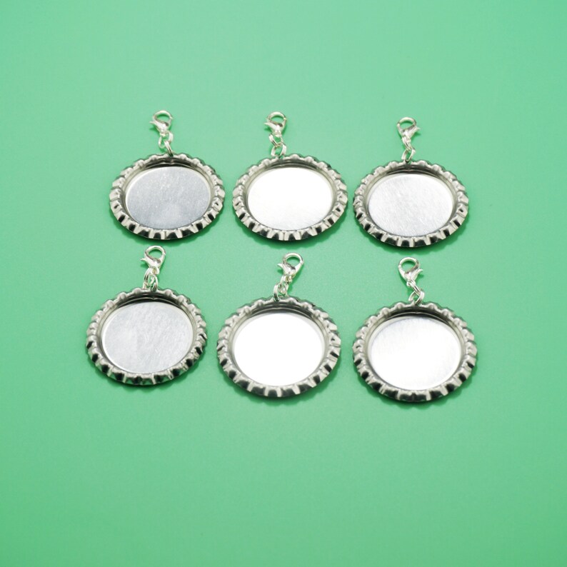 20 Sliver Flattened Bottle Caps With Lobster Clasps for Zipper Pulls