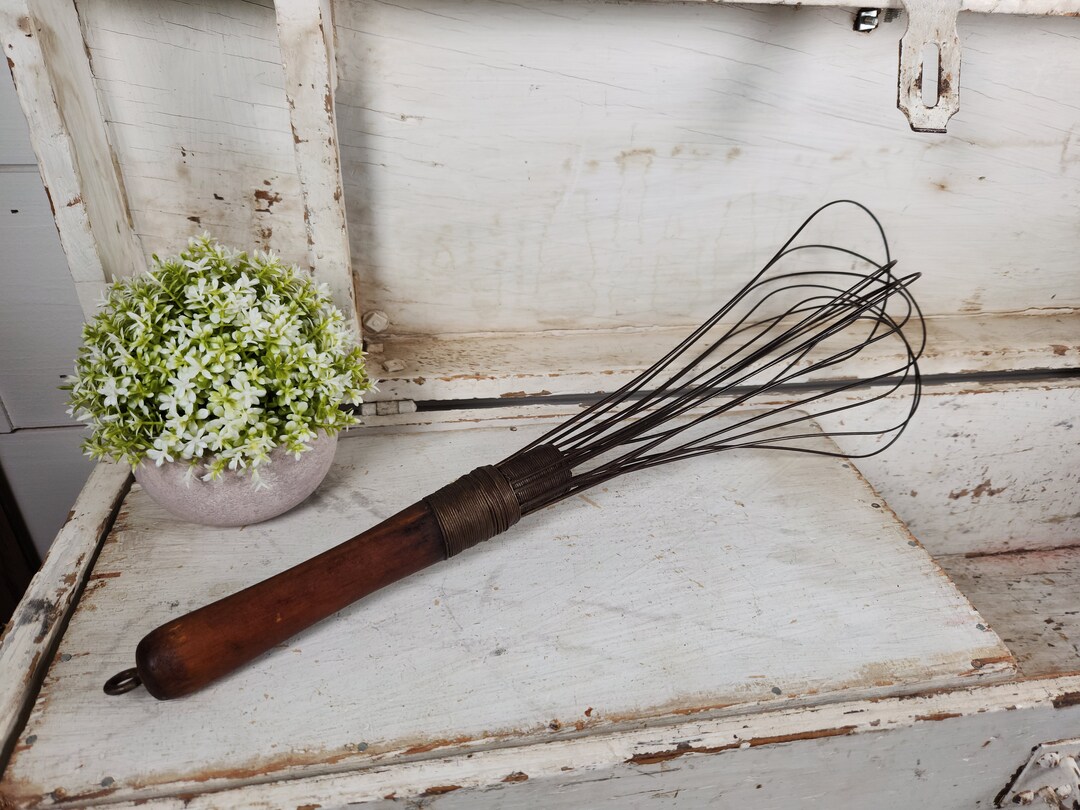 Antique Wooden Handle Wired Whisk 18