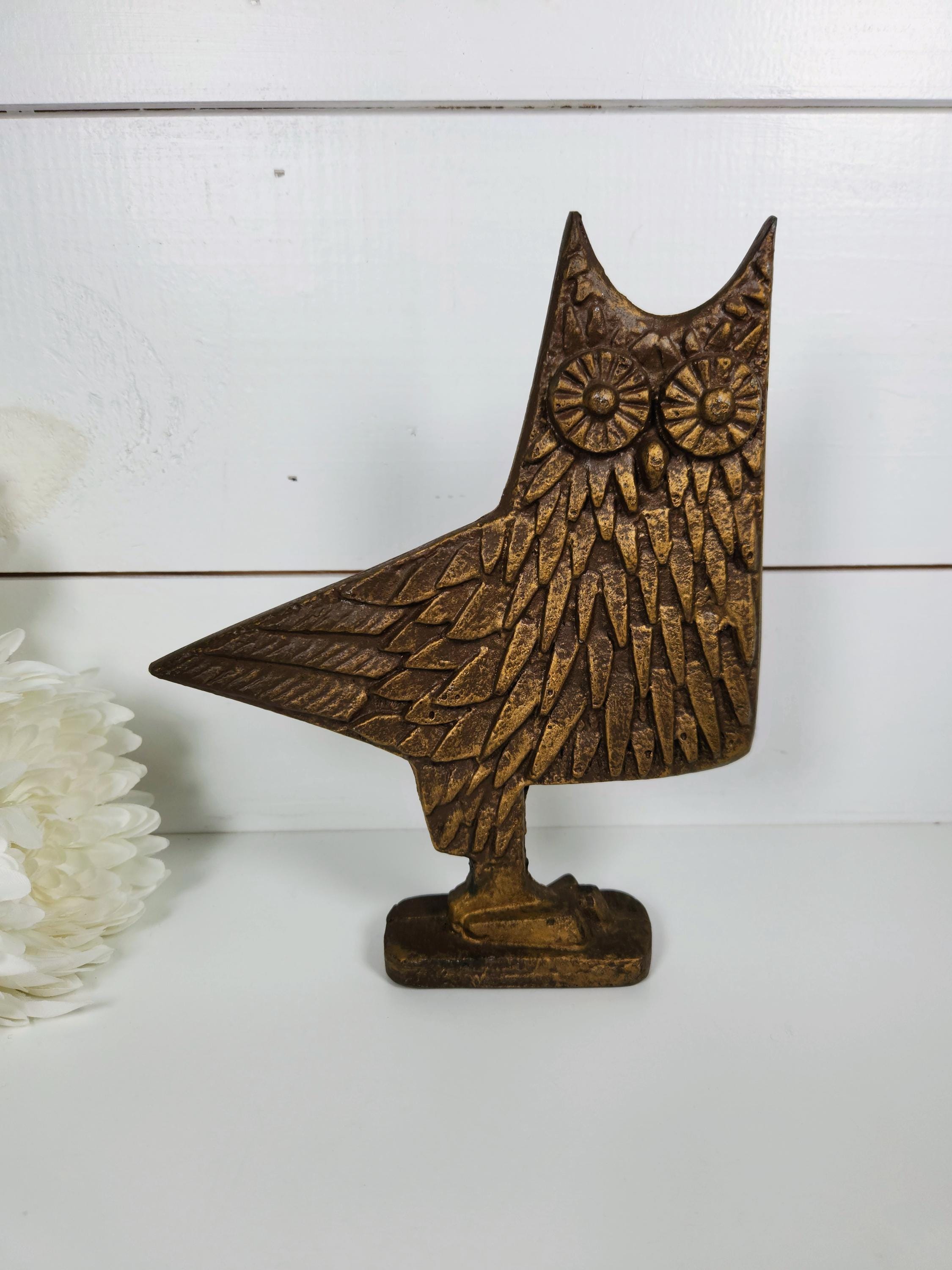 Mid Century Modern Owl Sculpture | Vintage Cast Metal Brutalist Owl Figurine | MCM Bronze Decor