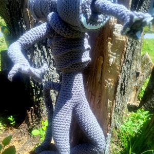 Made to order Alien Xenomorph H R Giger Alien crochet plush amigurumi horror sci-fi collectible memorabilia image 4