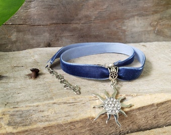 Blue Velvet Sun Choker Necklace