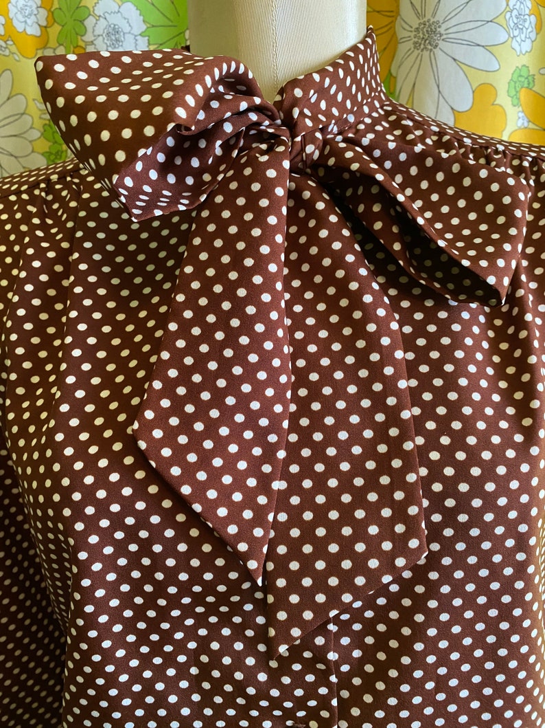 70s 80s Vintage Brown Polka Dot Pussy Bow Secretary Long Sleeve Blouse Medium Large Love Street Salvage