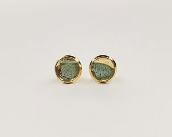 Earrings, stud earrings in gold-plated stainless steel, 6 mm diameter, green petals and gold leaf, gift for girlfriend