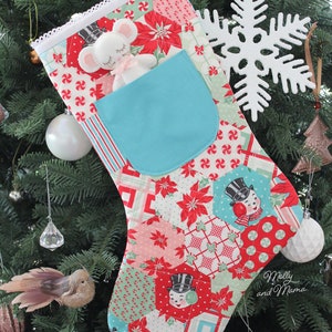 Night Before Christmas STOCKING Sewing Pattern PDF download for English paper pieced stocking with cute felt mouse in pocket image 9