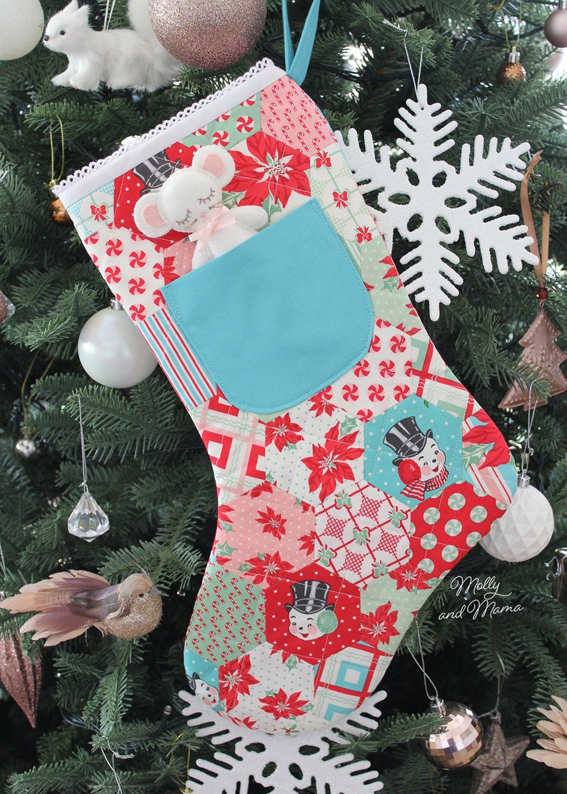 Night Before Christmas STOCKING Sewing Pattern PDF download for English paper pieced stocking with cute felt mouse in pocket image 9