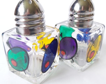 Atomic Olive Salt and Pepper Retro Warhol Funky Shakers