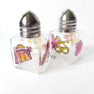 Shopping Girl Lipstick Purse Shoes Salt & Pepper Mini Hand painted Shakers
