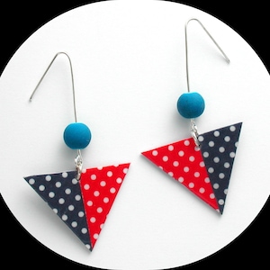 BICOLOR Orecchini rossi/blu con pois bianchi carta divertente/regalo colorato a pois, ETSY/artgallery29