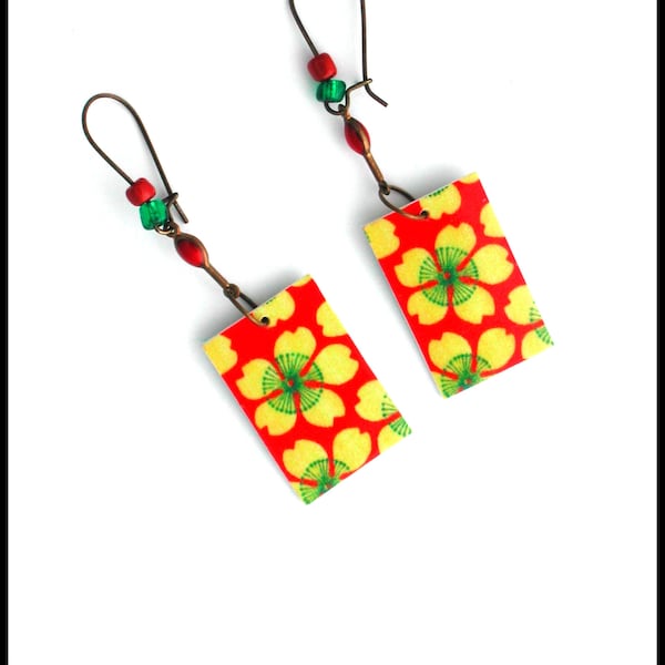 JAPONAIS-- Boucles d'oreilles fleuries, marguerite, papier japonais à fleurs, jaune/rouge/vert, style japonais,-15% code: PRIVILEGE