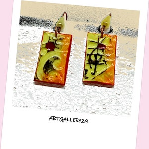 CERÁMICA _ Pendientes de cerámica en porcelana fría verde anís / naranja, estilo gráfico / bohemio, brillante / original