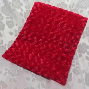Bright Red Rosette Minky Catnip Pad, Refillable Catnip Mat, Crinkle Catnip Mat, Cat Lover Gift, Mimi Catnip, Deep Red Catnip Bed