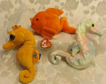 Seahorse Catnip Toy, Fish Catnip toy, Cat Lover Gift, fish lover gift, oceanographer gift, Mimi catnip,