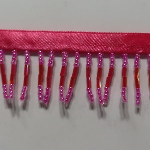 Pink & Red Bead Fringe, Less than 7 bucks a yd when you buy 4, Glass bead trim, Lampshade trim, Drapery trim, Beaded Fringe, Clothing trim