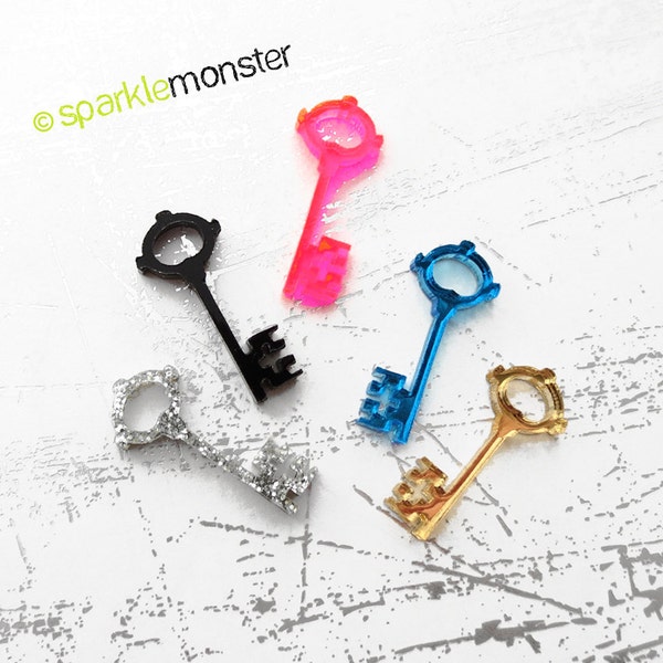 Small Doll Keys - 5 pcs, random colors, laser cut acrylic, charms, cabochons, glitter