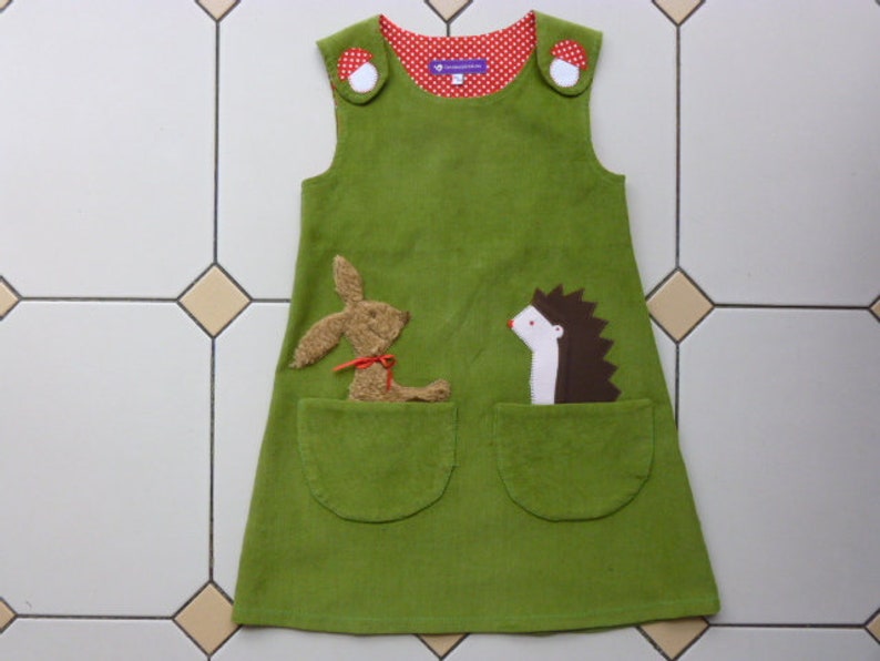 Kinderkleid Tiere Bild 1