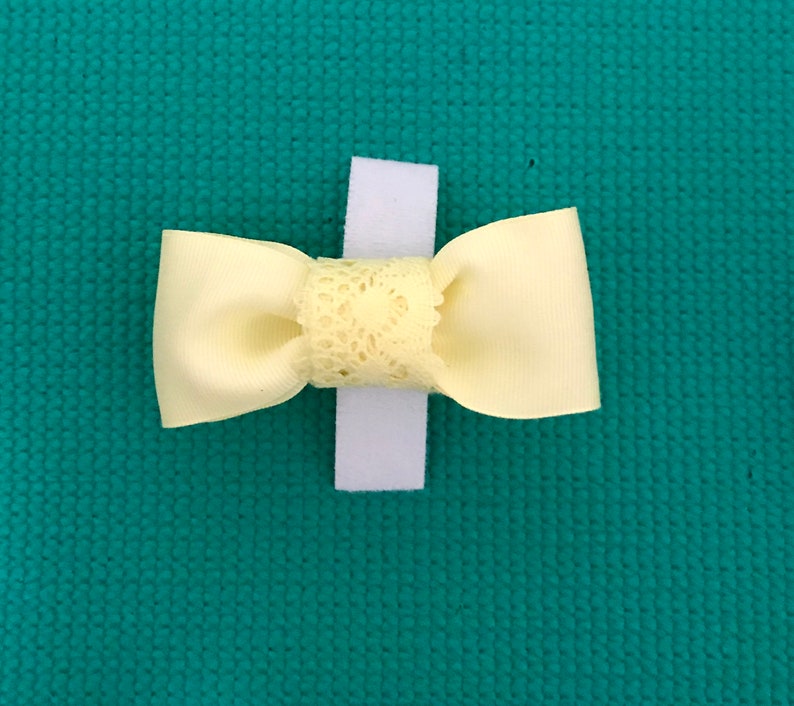 Pet Neck Wear Pets Pet Neck Accessories Cat Bow Tie Yellow Ribbon and Lace Bow Tie for Pets Dog Bow Tie Bow Ties Pet Bow Tie