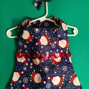 Santa Dog Dress, Abito da compagnia Santa, Santa stampa cane vestito natale cane vestito, Abito da compagnia Natale, Natale blu vestito cane, vacanza cane Abito