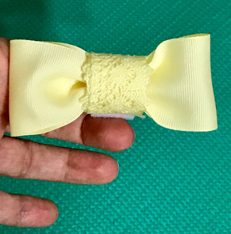 Pet Neck Wear Pets Pet Neck Accessories Cat Bow Tie Yellow Ribbon and Lace Bow Tie for Pets Dog Bow Tie Bow Ties Pet Bow Tie