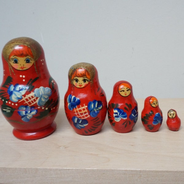 Lot de 5 poupées matriochka, matriochka souvenir soviétique, vintage en bois rétro URSS à empiler à empiler, rouge russe fait main minuscule mini