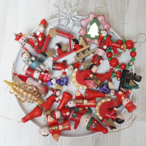 10 random German Erzgebirge jingle bells snowman Santa Vintage Christmas tree ornaments wooden hanging bauble made in Germany set DDR or 20