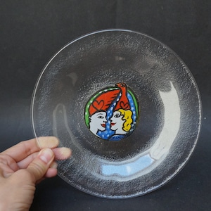 Ulrica Hydman - Vallien art glass plate, Kosta Boda Clear hand blown fused old lead crystal Vintage Retro Scandinavian contemporary Swedish