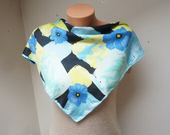 Charlotte Sparre Scarf Shawl large silk flower floral print Charlotte Sparre Scarf Shawl large silk flower floral print