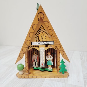 Polish Weather House Station Chalet, Thermometer Barometer, retro home decor made in Poland, Vintage Zakopane souvenir, wooden mushroom old
