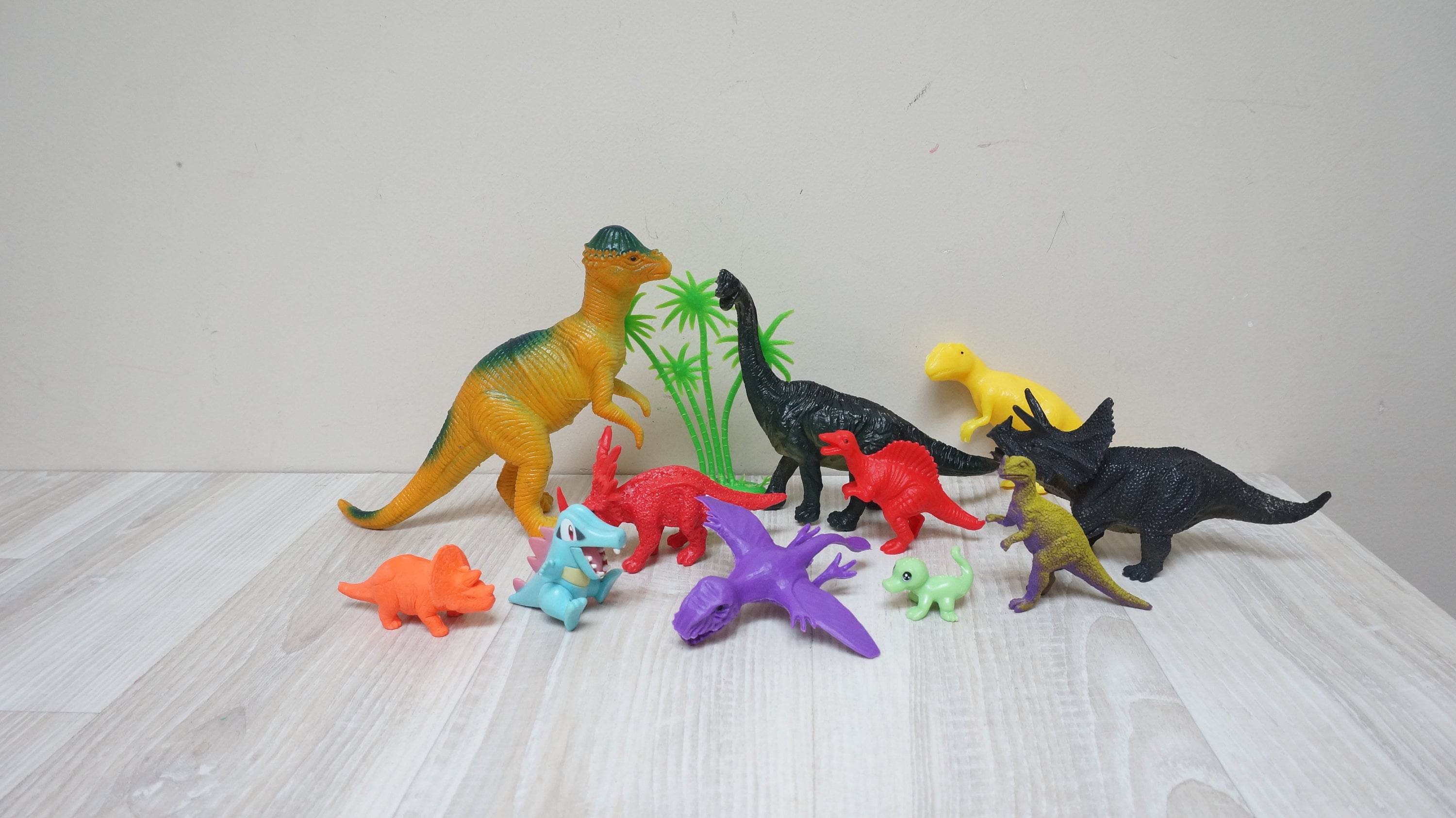 13 Dinosaur Figurine set of Kid Toy Plastic Vintage Retro Etsy