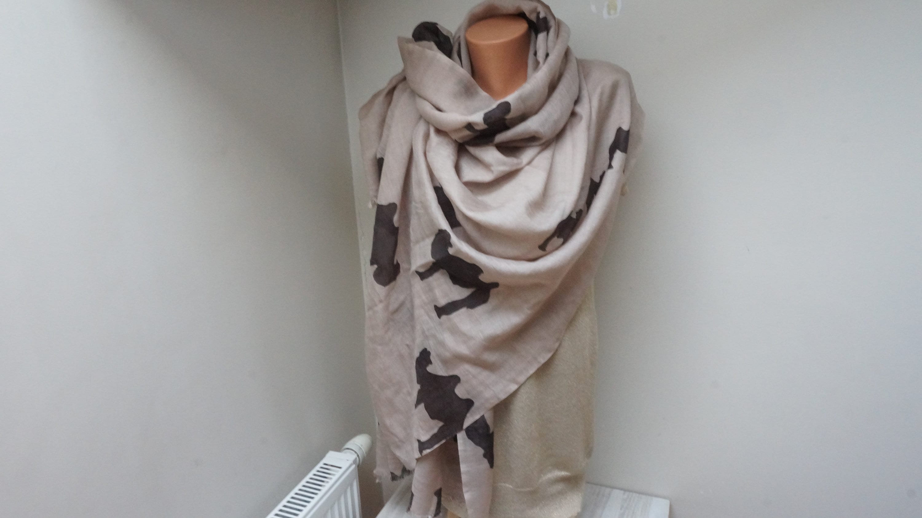 Silk and Wool Blend Becksöndergaard Big Shawl, Camel Print Neck