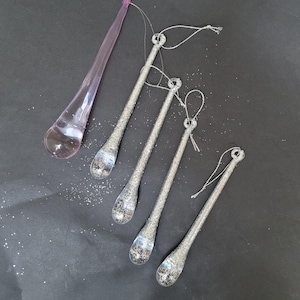 Set of 5 big clear glitter teardrop ornament, lucite faux glass purple tear drop, plastic acrylic icicle Christmas tree hanging raindrop
