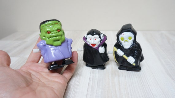 Mouse and Japanese YONE Birds, Zombie, Dracula Death Wind up