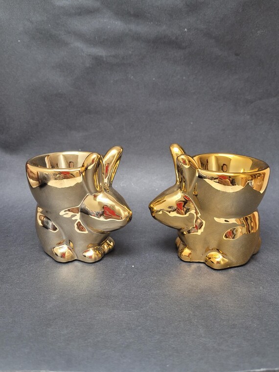 Lot De 2 Coquetiers Blancs Motif Lapin Doré | Hauteur 4.3cm - Cadeau Pâques Élégant