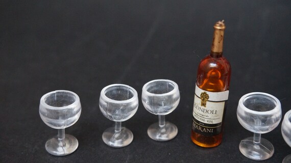 6 Stk Whisky Flaschen Miniatur 1:12 Zubehör Puppenstube Puppenhaus Liefer Gift 