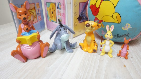 Disney Winnie the Pooh Figurine Lot, Slotz Holding Pig Kangaroo