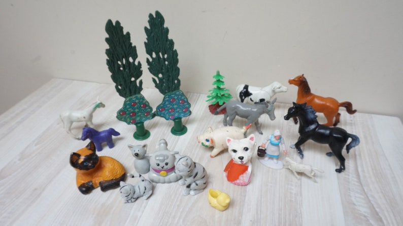 rubber animal figurines